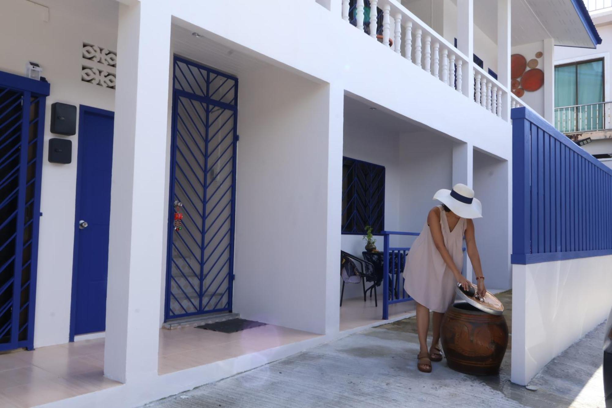 Hotel Sun & Sea Nai Yang Phuket Exterior foto
